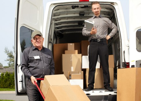Unpacking service helping a Bayswater family settle in